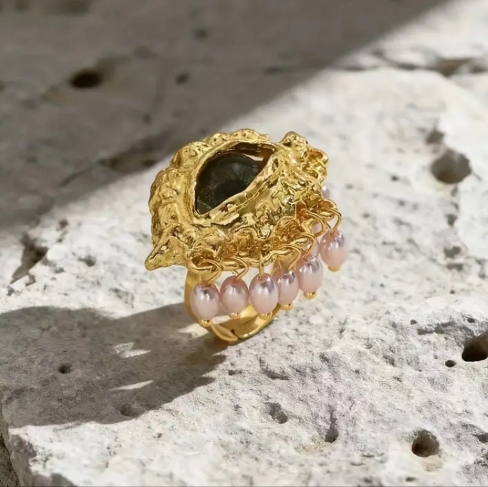 🆕️ Schiaparelli Inspired Style Gold Eye Ring with Pearls NWOT - Picture 6 of 15
